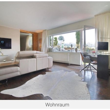 Beste Lage In Bochum Sehr Hochwertige, Individuelle Wohnung Als Hotelalternative Mit Suedterrasse, Pkw-Stellplatz, Wallbox U.V.M. Ngoại thất bức ảnh